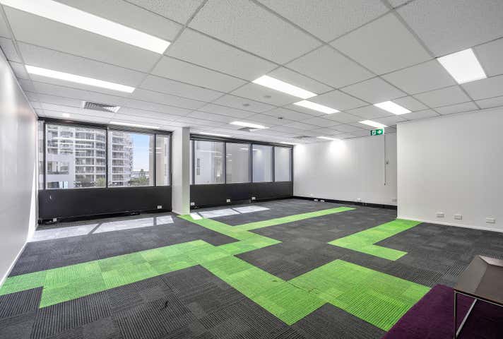 16-18 Queensland Avenue Broadbeach QLD 4218 - Image 9