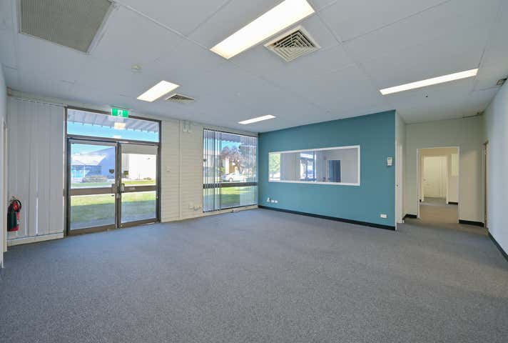 3 Marchant Way Morley WA 6062 - Image 4