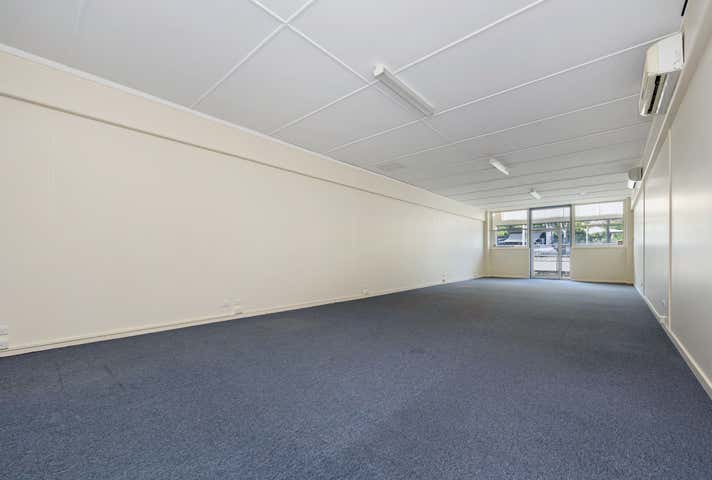 4/36-40 Ingham Road West End QLD 4810 - Image 6