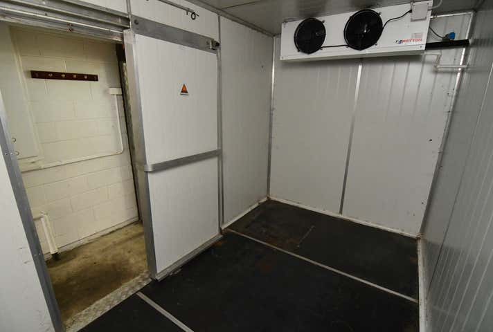 1/20 Warburton Street North Ward QLD 4810 - Image 24