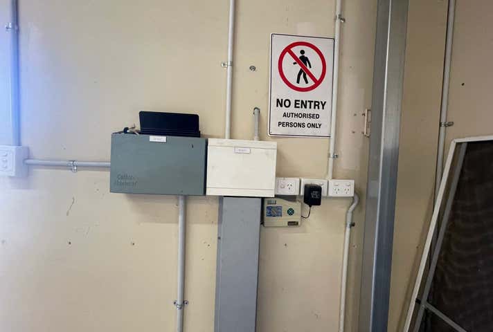 Unit 2, 8 Juna Drive Malaga WA 6090 - Image 17