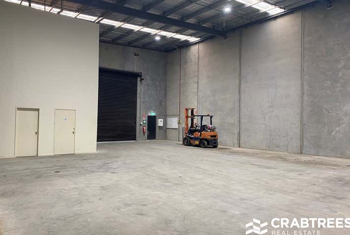 1/8 Heland Place Braeside VIC 3195 - Image 2