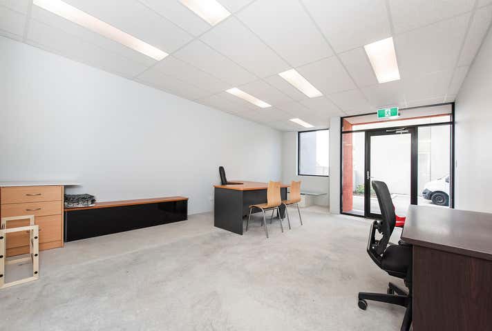3/6 Stevenage Street Yanchep WA 6035 - Image 3