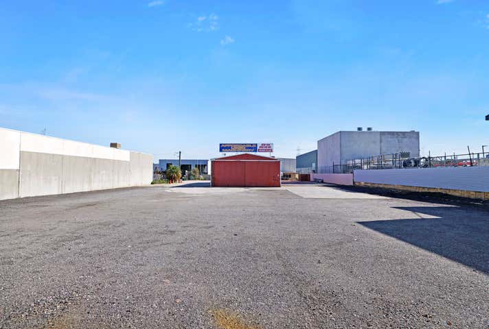 16 Muros Place Midvale WA 6056 - Image 6