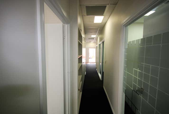 5/378 Glenhuntly Road (AKA 1A Carre St) Elsternwick VIC 3185 - Image 5