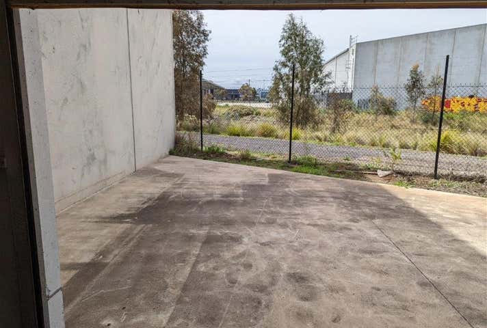 19 Paraweena Drive Truganina VIC 3029 - Image 13