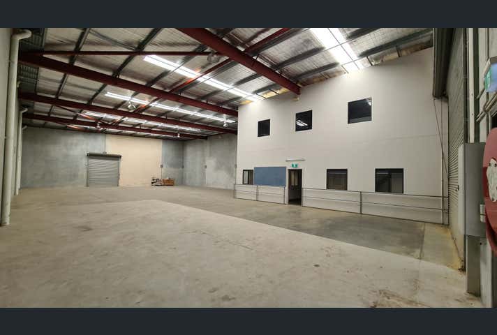 2/18 Distinction Rd Wangara WA 6065 - Image 3