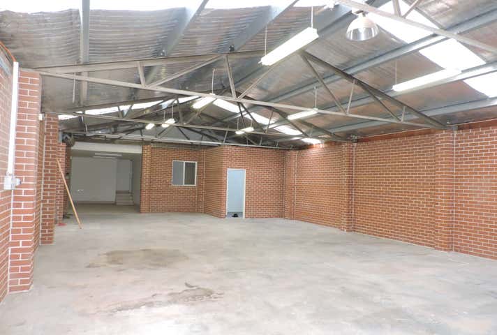 18 Barry Avenue Mortdale NSW 2223 - Image 8