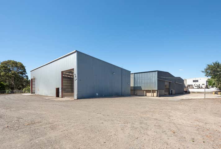 402 Thompson Road North Geelong VIC 3215 - Image 3