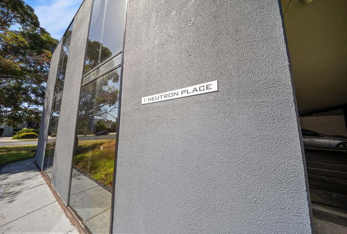 Unit  2, 1A Neutron Place Rowville VIC 3178 - Image 4