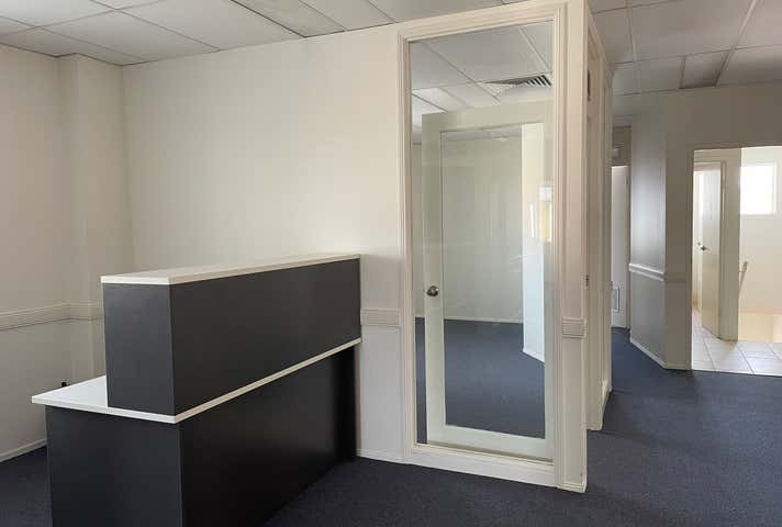 212 Mulgrave Road Westcourt QLD 4870 - Image 11