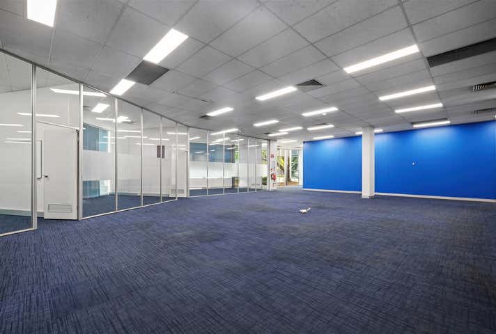 1/85 Salmon Street Port Melbourne VIC 3207 - Image 11