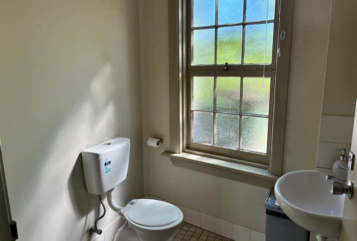 Suite 2, 298 Queen Street Campbelltown NSW 2560 - Image 10