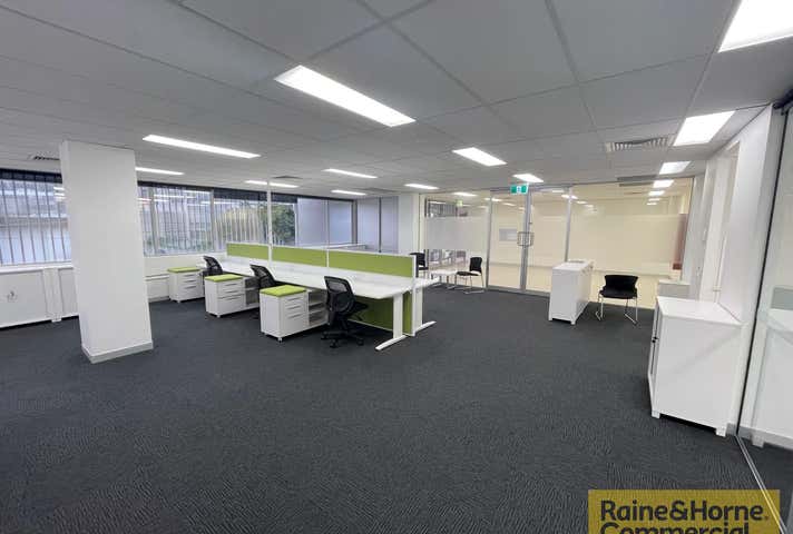 C, 15 Mayneview Street Milton QLD 4064 - Image 5