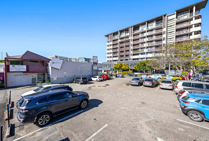 832 & 834  Gympie Road Chermside QLD 4032 - Image 7