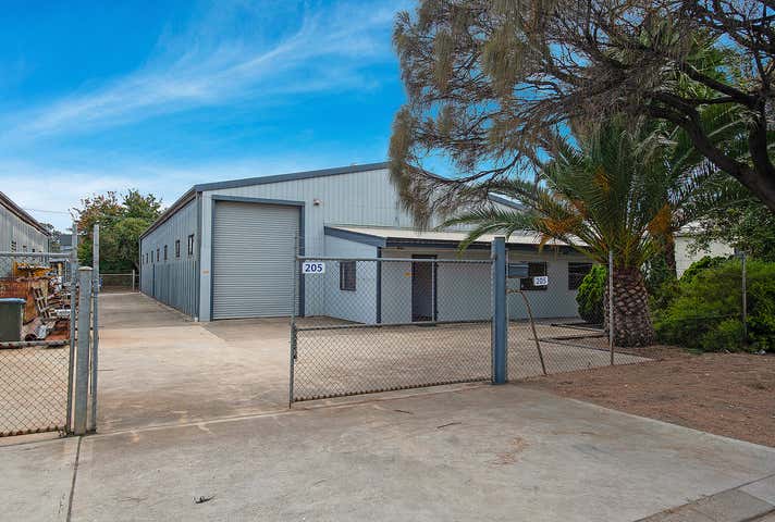 205 South Terrace Wingfield SA 5013 - Image 13