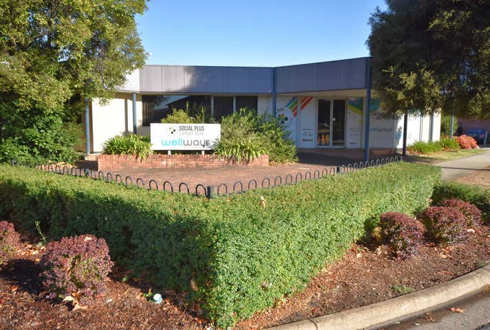 1/601 Olive Street Albury NSW 2640 - Image 1
