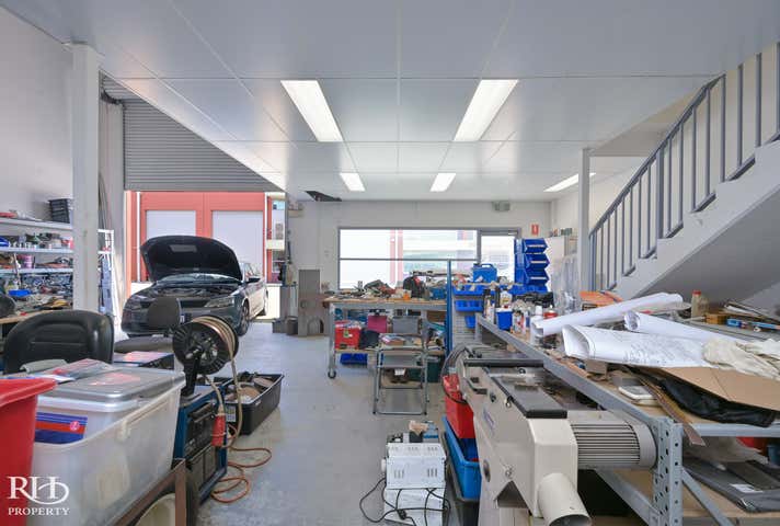 9/8 Hurley Street Canning Vale WA 6155 - Image 10