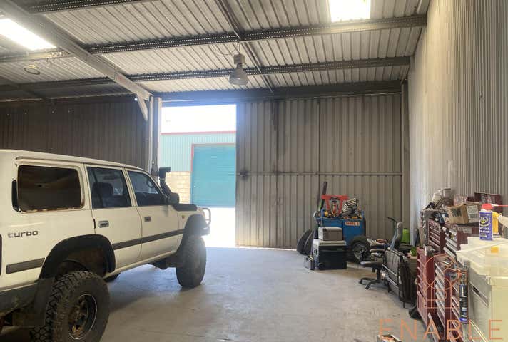 1B & 4, 12 Avery Street Neerabup WA 6031 - Image 3