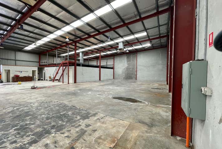 21 Denninup Way Malaga WA 6090 - Image 18