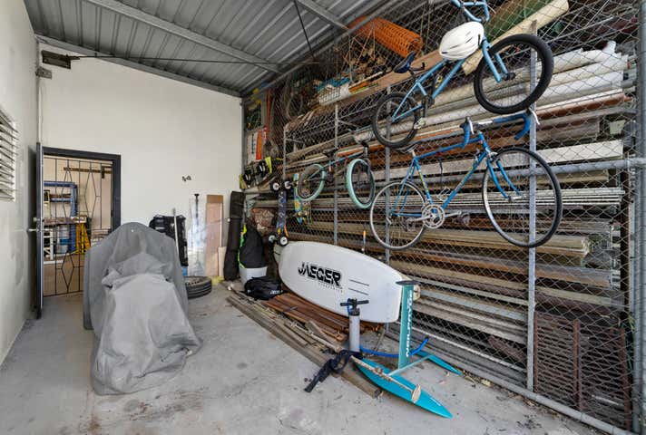 2/127 Bulimba Street Bulimba QLD 4171 - Image 7