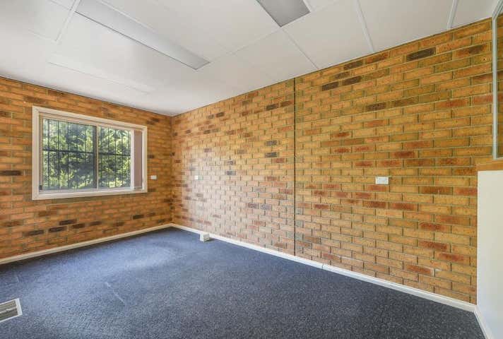 32 Spring Square Hallam VIC 3803 - Image 7