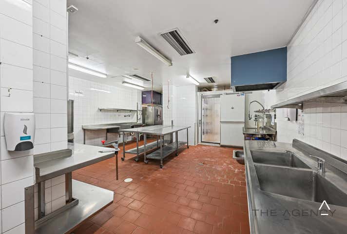 97/88 Dowling Street Woolloomooloo NSW 2011 - Image 6