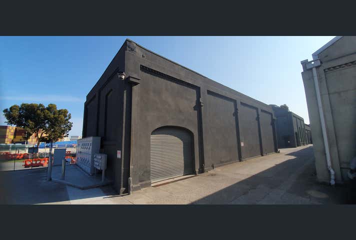 27 Youell Street Footscray VIC 3011 - Image 2