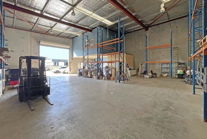 Unit 2, 27 Christable Way Landsdale WA 6065 - Image 5