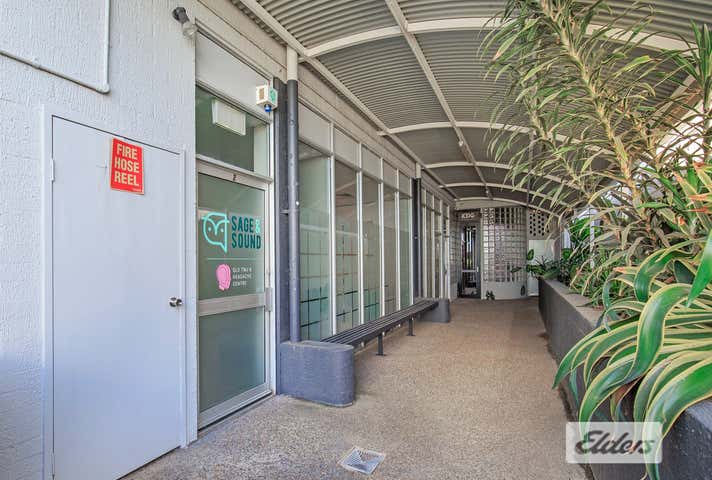 2/211 Logan Road Woolloongabba QLD 4102 - Image 8