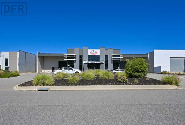 18 Bushland Ridge Bibra Lake WA 6163 - Image 1