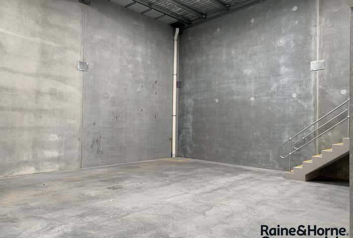 7/4 Focal Way Bayswater WA 6053 - Image 6