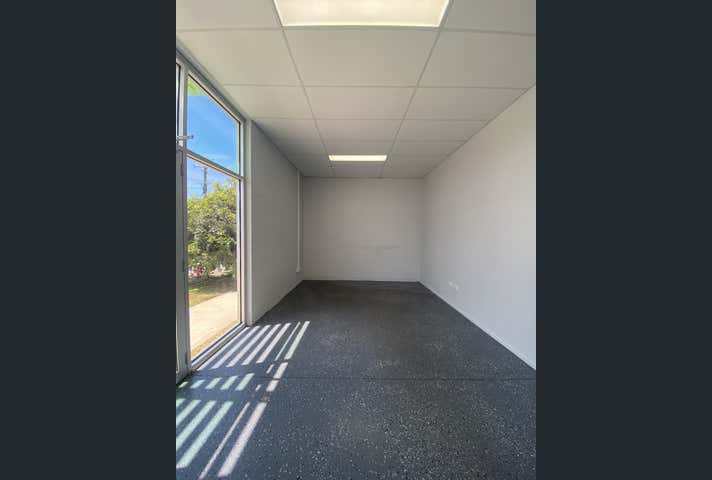 1/30 Civil Road Garbutt QLD 4814 - Image 12