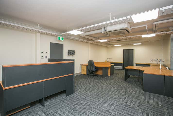 Unit 2, 12 Buckingham Dr Wangara WA 6065 - Image 15