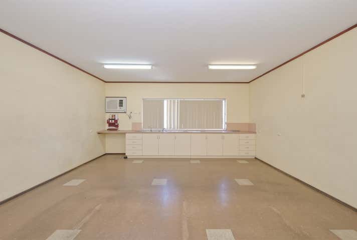 28 Davison Street Maddington WA 6109 - Image 7