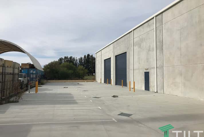 55 Nardine Close Forrestfield WA 6058 - Image 7