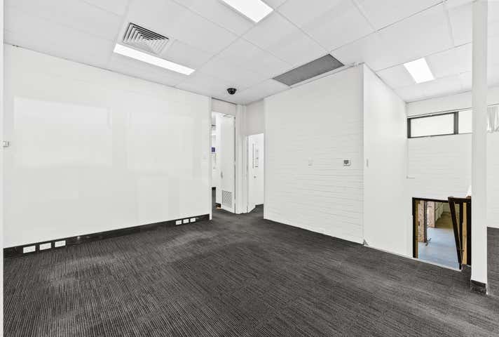 6 Barber Street Kalamunda WA 6076 - Image 12