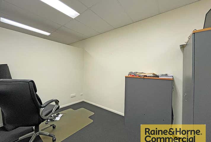 11/996 Anzac Avenue Petrie QLD 4502 - Image 5