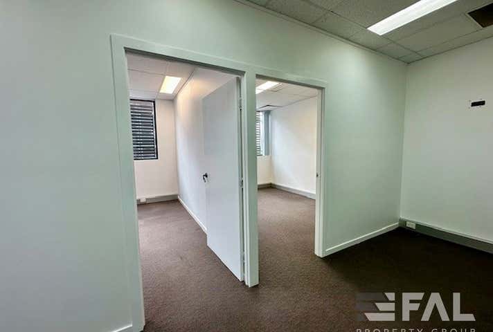 Graceville Quarter, Suite  3, 296 Oxley Road Graceville QLD 4075 - Image 5