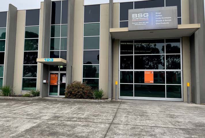 123 Fairbairn Road Sunshine West VIC 3020 - Image 1