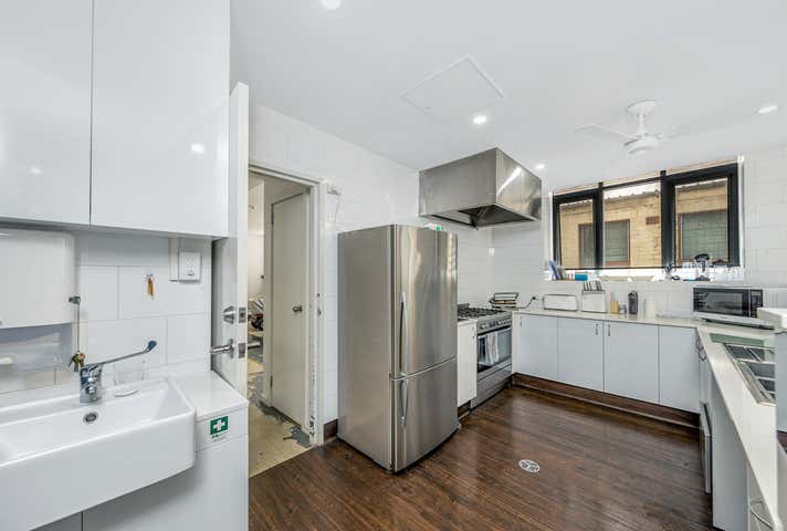 2/108 Hunter Street Newcastle NSW 2300 - Image 11