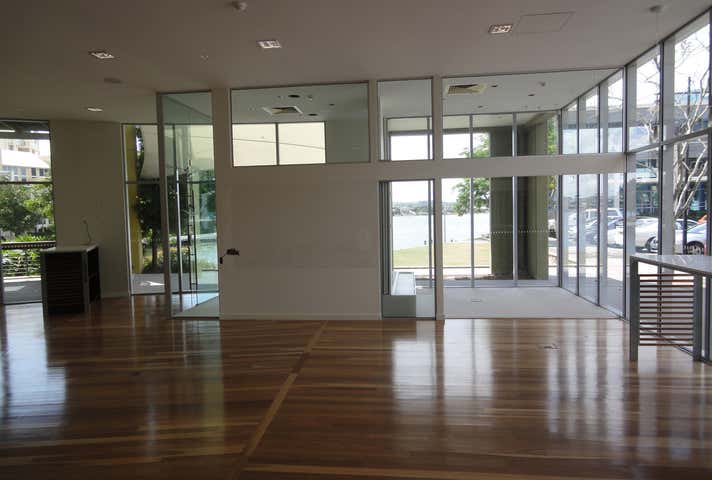 235 Varsity Parade Varsity Lakes QLD 4227 - Image 2