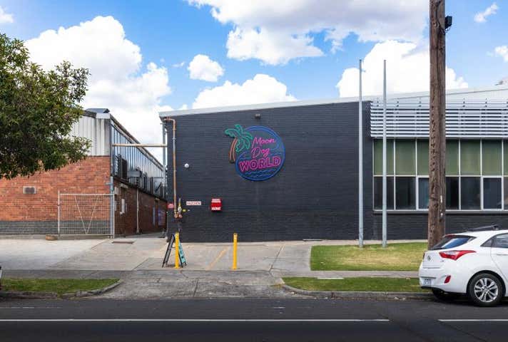 Unit 50, 327 Mansfield Street Thornbury VIC 3071 - Image 9