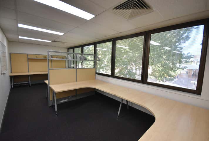 Level 1, 1a/520 Swift Street Albury NSW 2640 - Image 1
