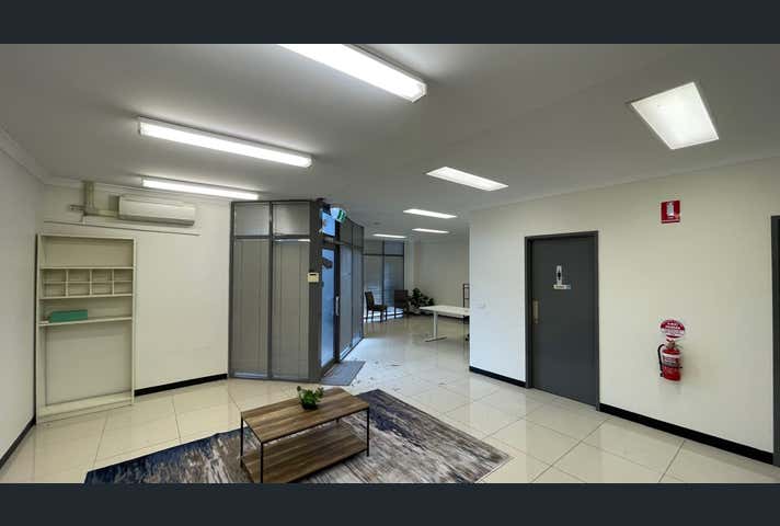 Unit  17, 100 New Street Ringwood VIC 3134 - Image 3