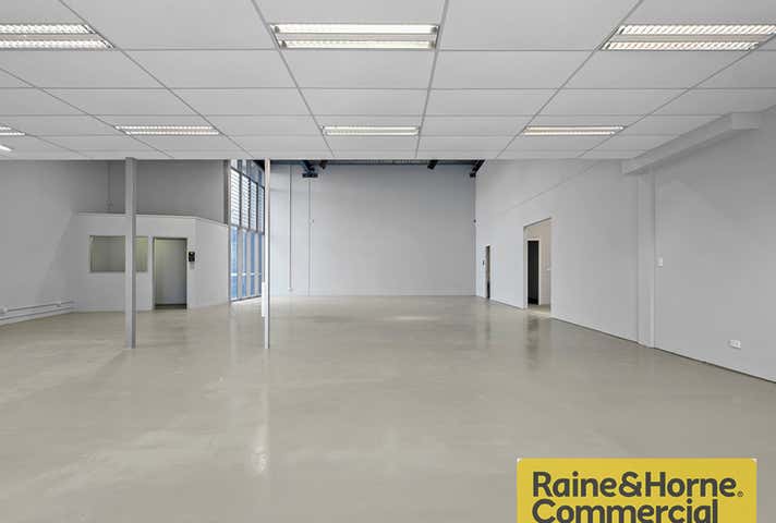 2/24 Burke Crescent North Lakes QLD 4509 - Image 9