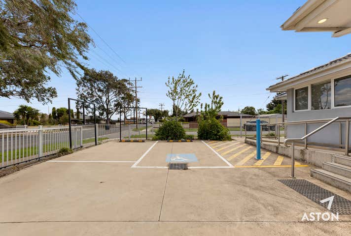 118 Barries Road Melton VIC 3337 - Image 12