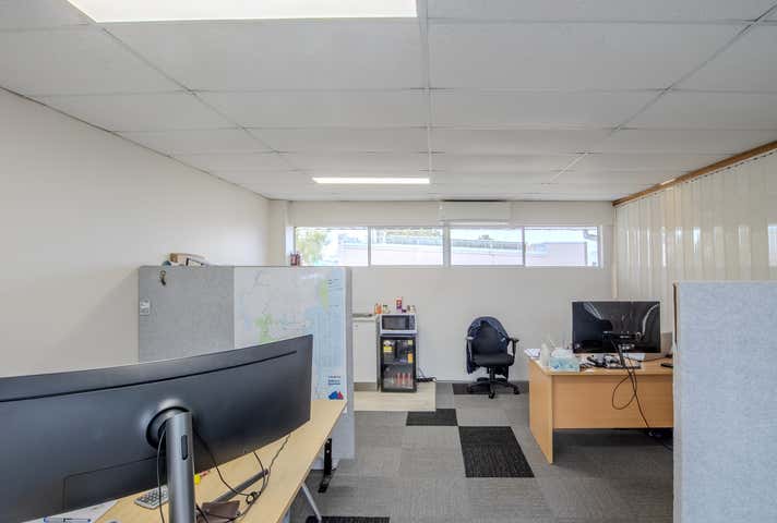 12/2 Grice Avenue Paradise Point QLD 4216 - Image 7