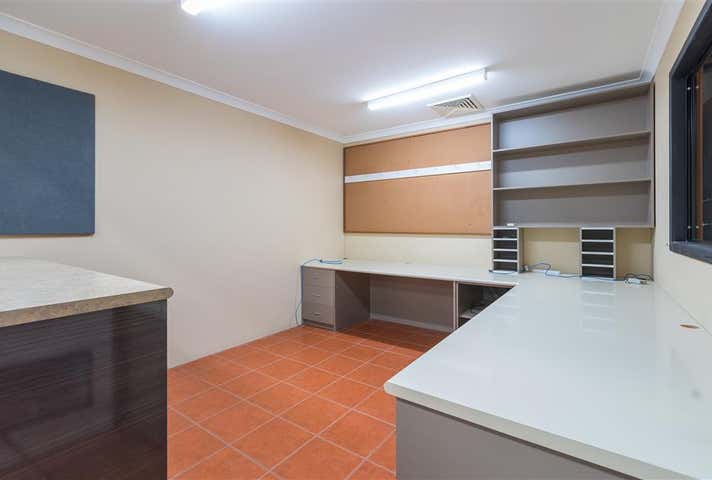 68 Paramount Drive Wangara WA 6065 - Image 12