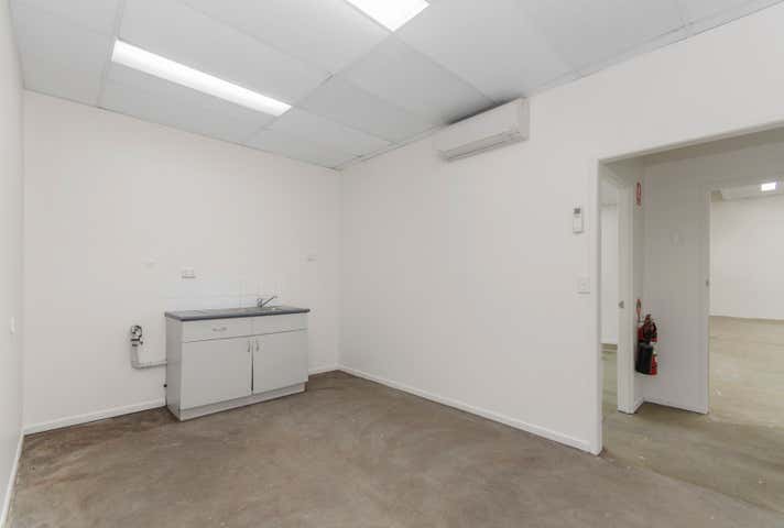 3/216 Woolcock Street Currajong QLD 4812 - Image 7